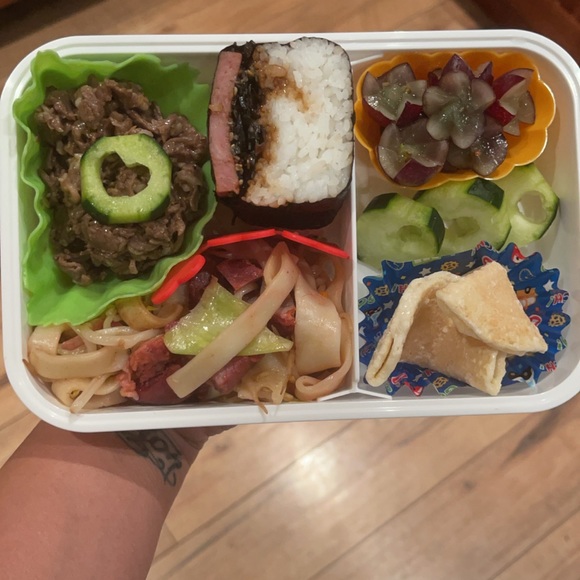 Mystery Box of Cute Bento Supplies - Picture 9 of 13